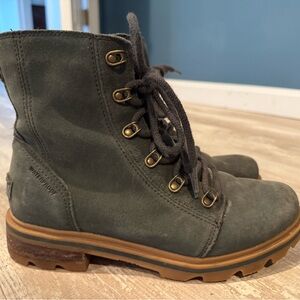 Sorel Dark Green Leather Lace-Up Boots